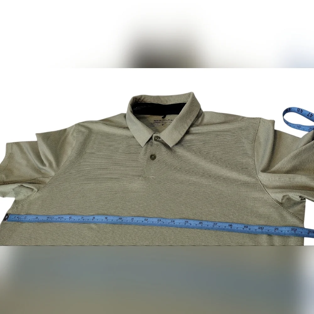 Nike Standard Fit Men’s Light Olive Green Golf Athletic Polo Shirt Sz L